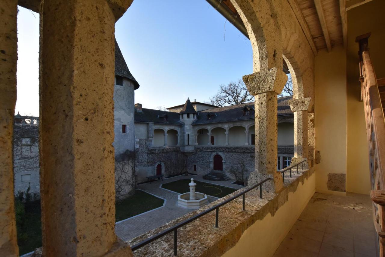 Chateau De Laroche Panzió Vianne Szoba fotó